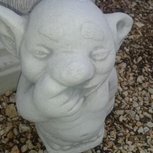 Kobold orrát piszkálja 22cm