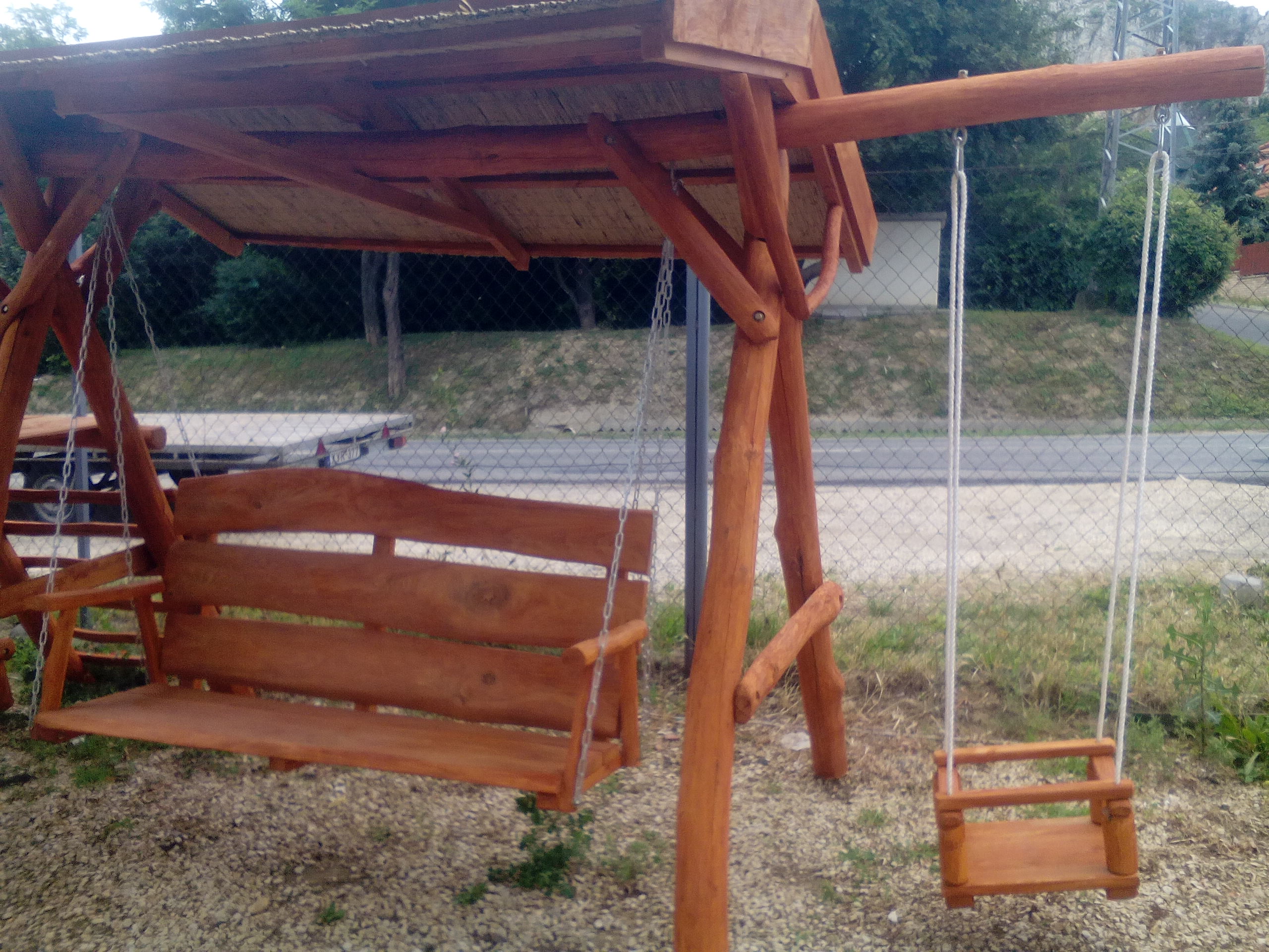 Hintaágy gyerekhintával tetővel (160cm ülőfelület)