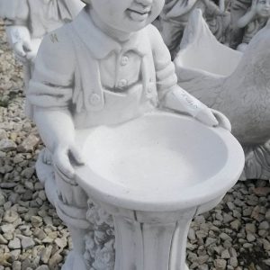kisfiú madáritatóval 60cm